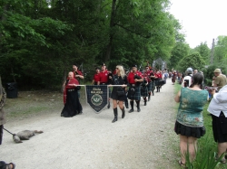 parade261102.jpg