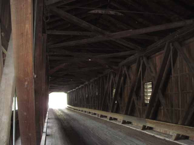 coveredbridge004.jpg