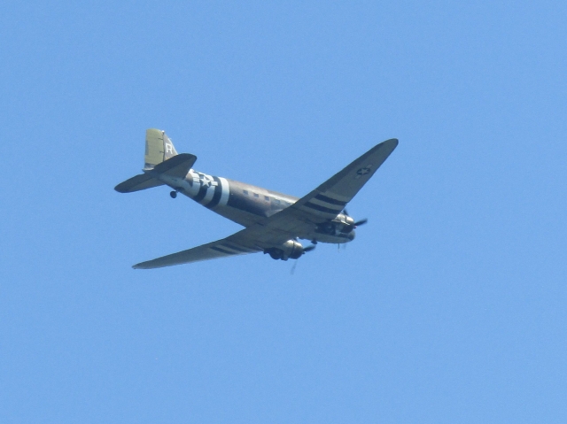 dday22air21.jpg