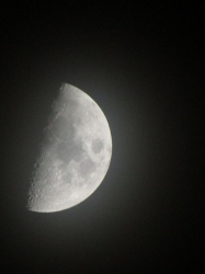 moon112106.jpg